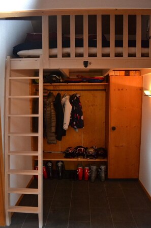 Apartemen Comfort | Tempat tidur tambahan