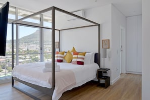 In-room safe, desk, free WiFi, bed sheets