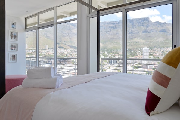 In-room safe, desk, free WiFi, bed sheets