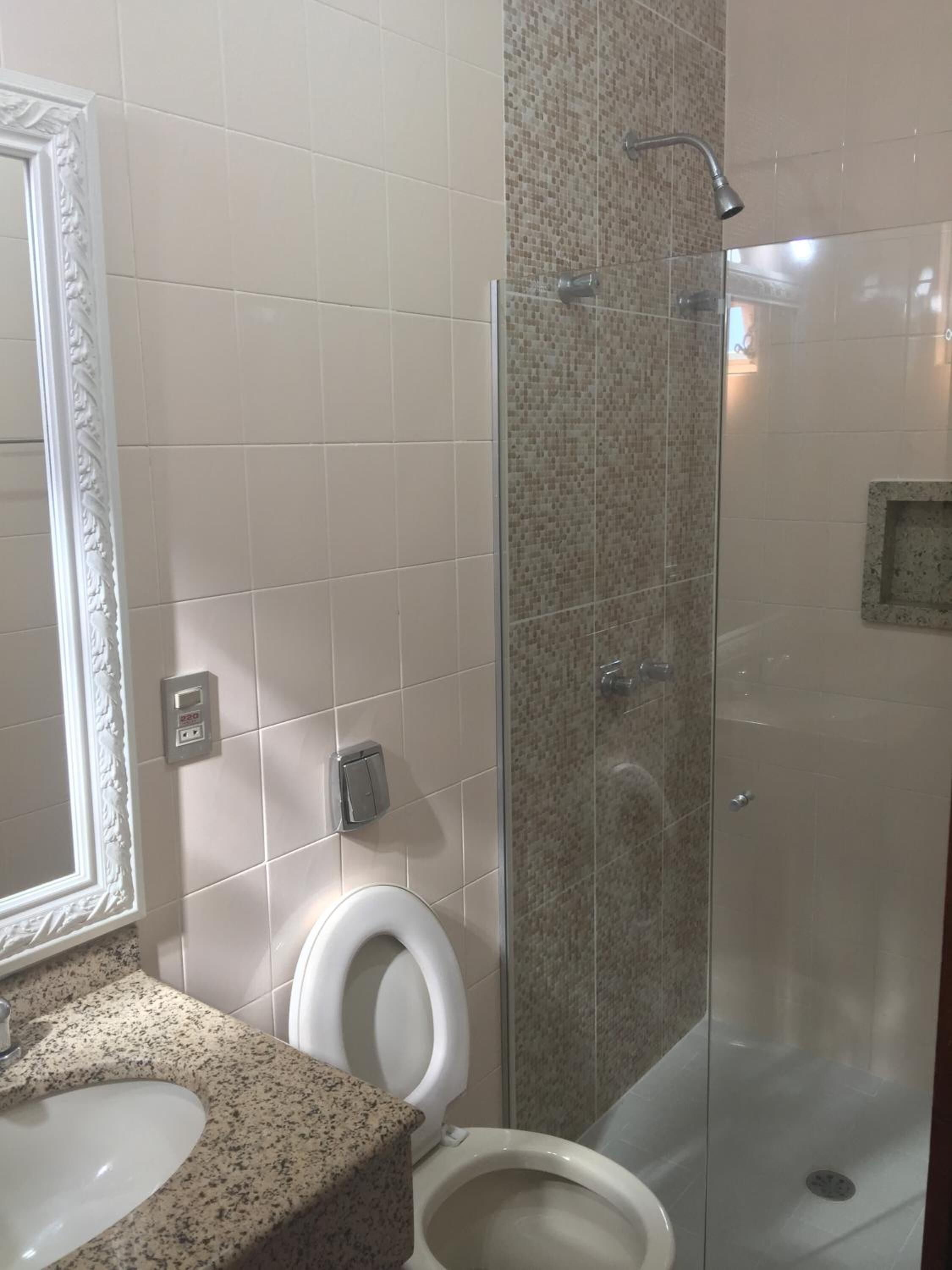 shower, bidet, towels