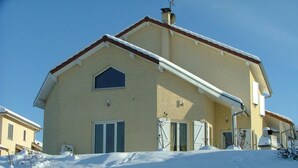 Front of property - Les Enselmes (Montagnieu)
