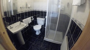Free toiletries, towels - The Foggy Dew Inn (Wexford)