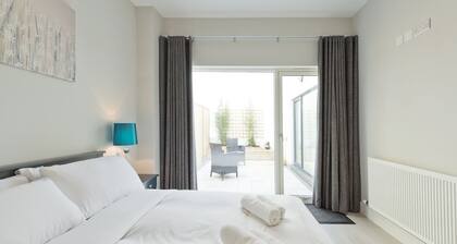 The Seamus Heaney Suite - hiphipstay