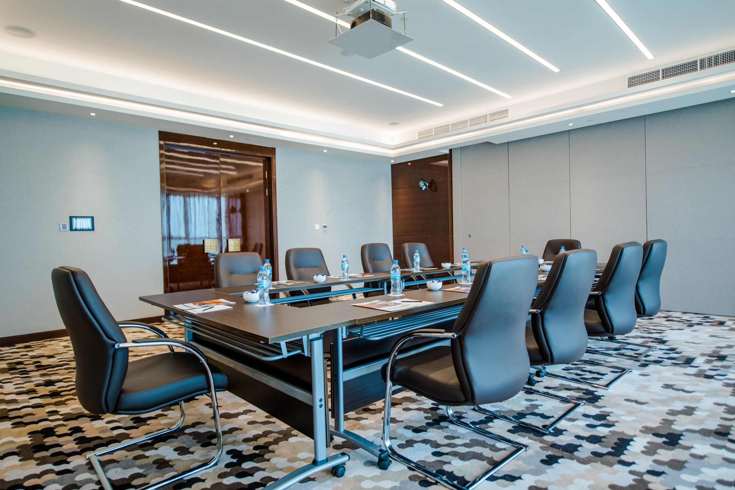 ジョハリ ロターナ Expedia提供写真