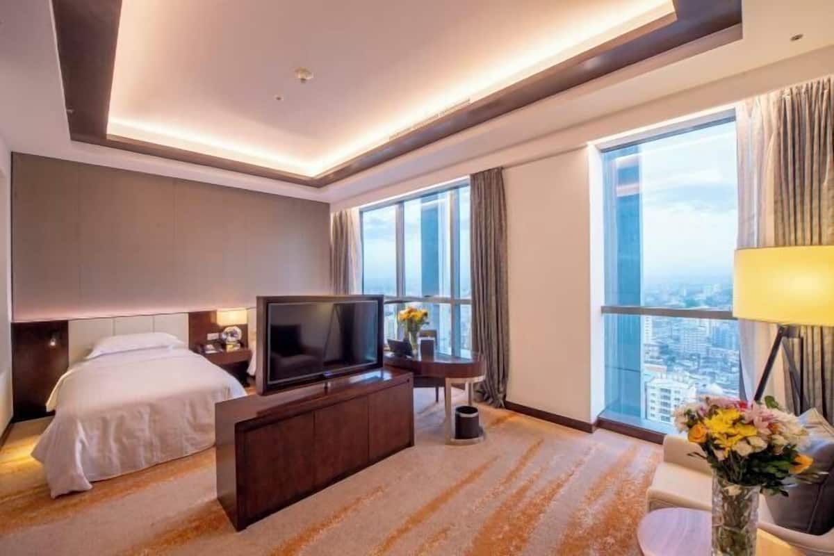 Bộ đồ giường kháng dị ứng, két bảo mật tại phòng, bàn