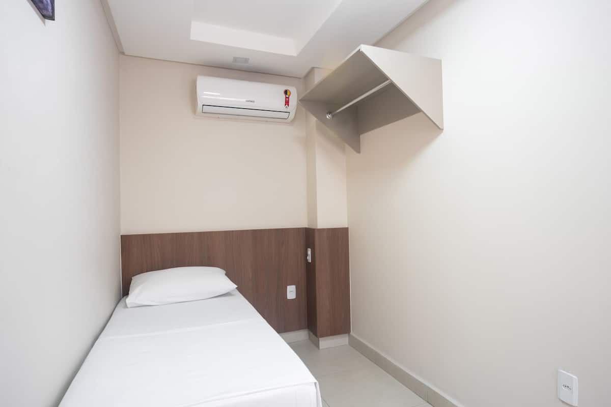 Desk, blackout curtains, free WiFi, bed sheets