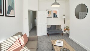 Appartement Luxe | Coin séjour | Télévision à écran plat