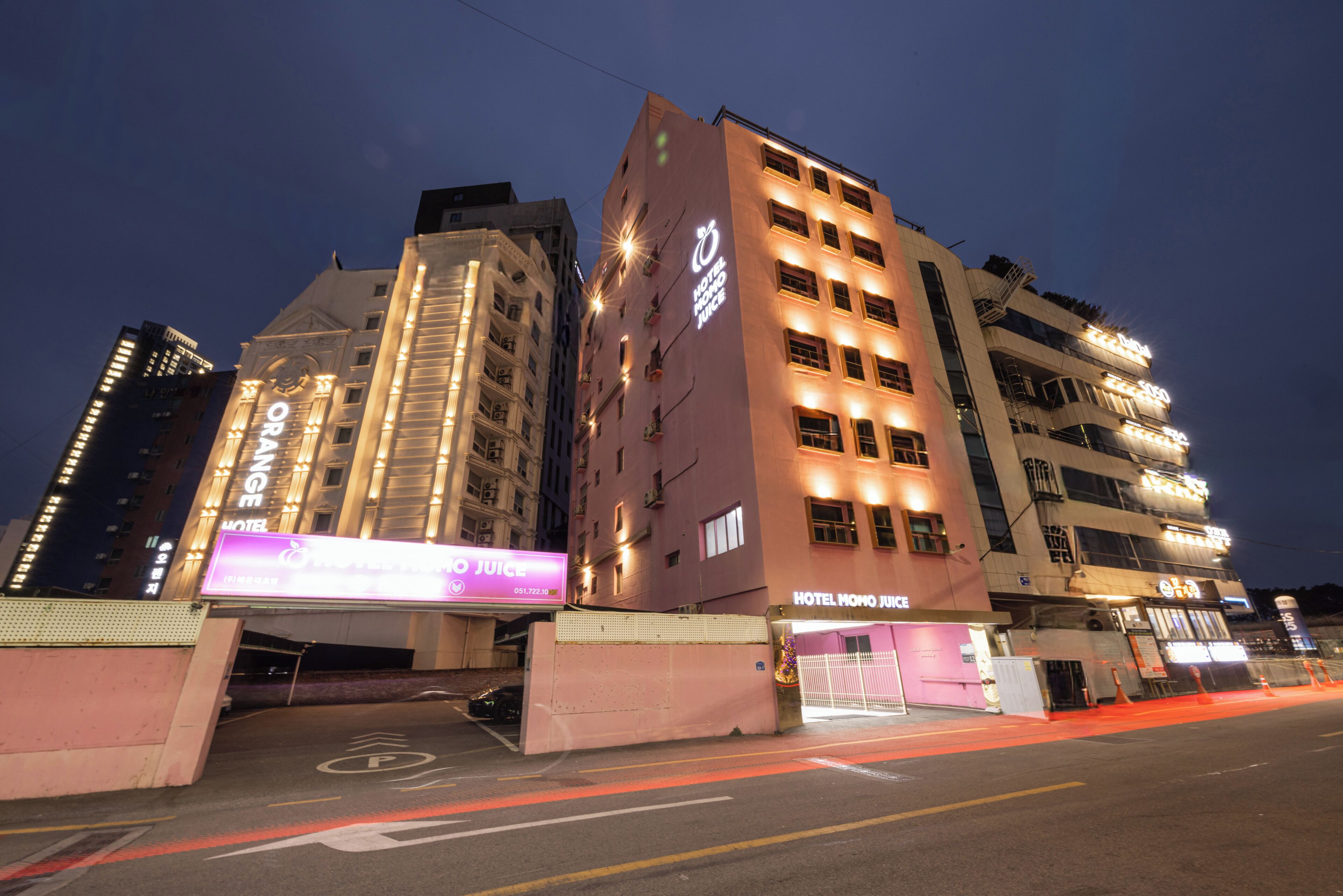 المنشأة من الخارج