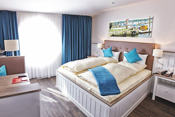 Hypo-allergenic bedding, desk, blackout curtains, iron/ironing board