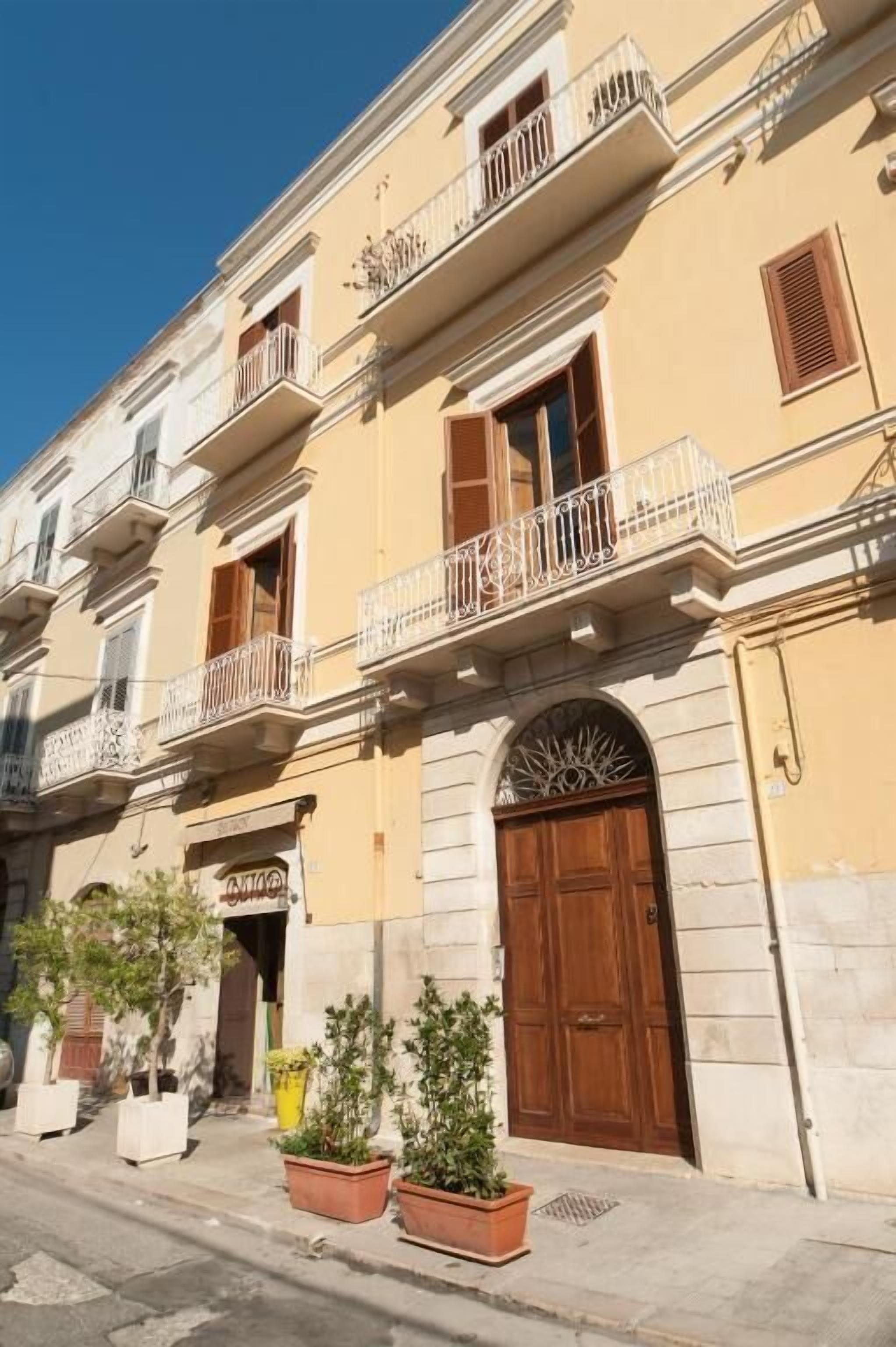 Facciata della struttura