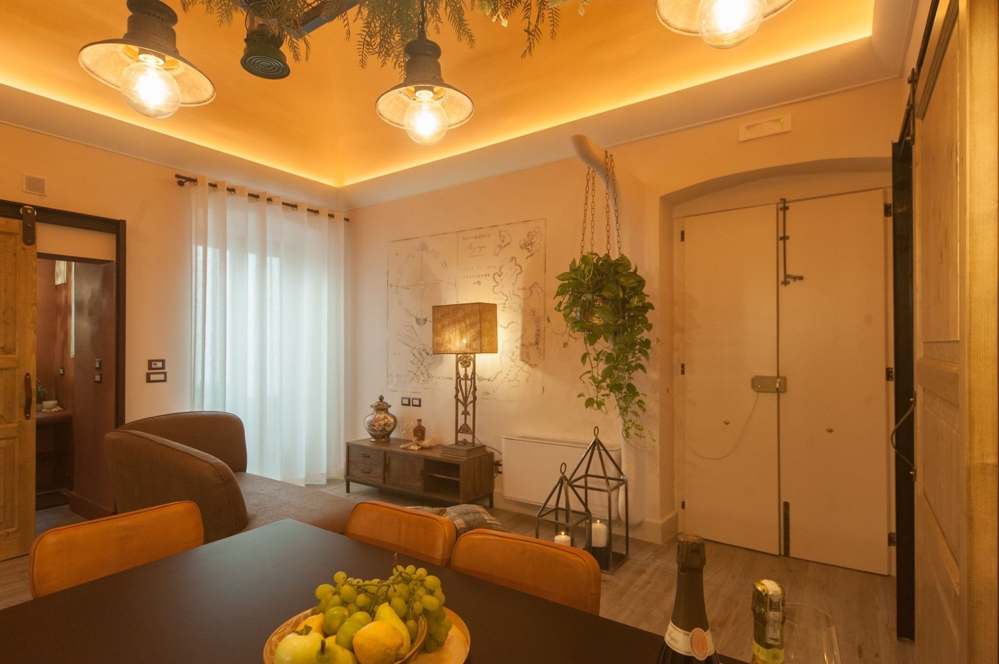 Suite Deluxe | Area soggiorno | TV a schermo piatto
