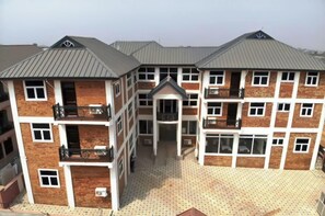 Exterior detail - Royal Baron Hotel (Kumasi)