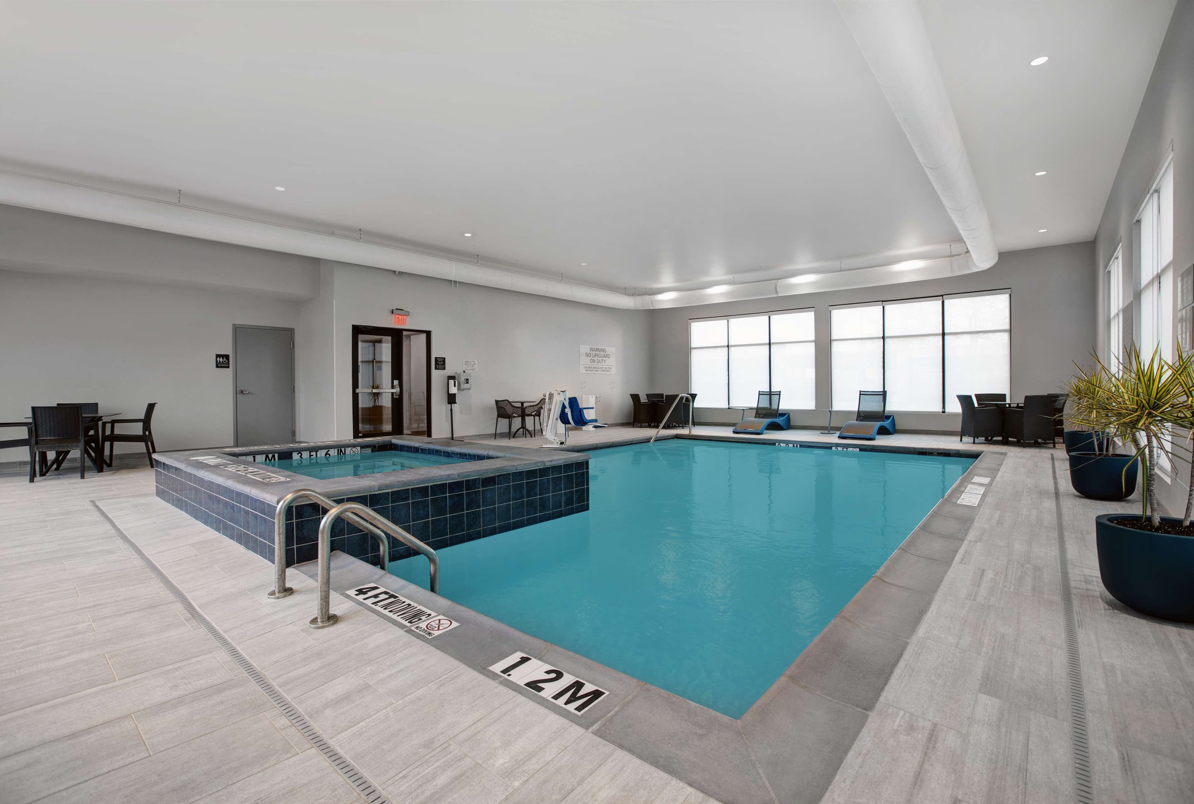 indoor pool, pool loungers