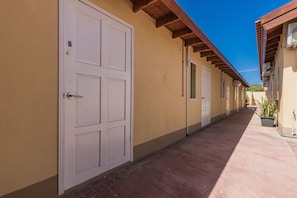 Exterior - Rooi Santo Apartments (Noord)