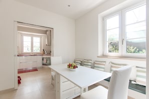 Villa, 4 chambres, piscine privée (Villa Il Rifugio) | Restauration dans la chambre