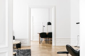 Deluxe Apartment | Living area | Flat-screen TV - Apartment near Tivoli (Copenhagen)