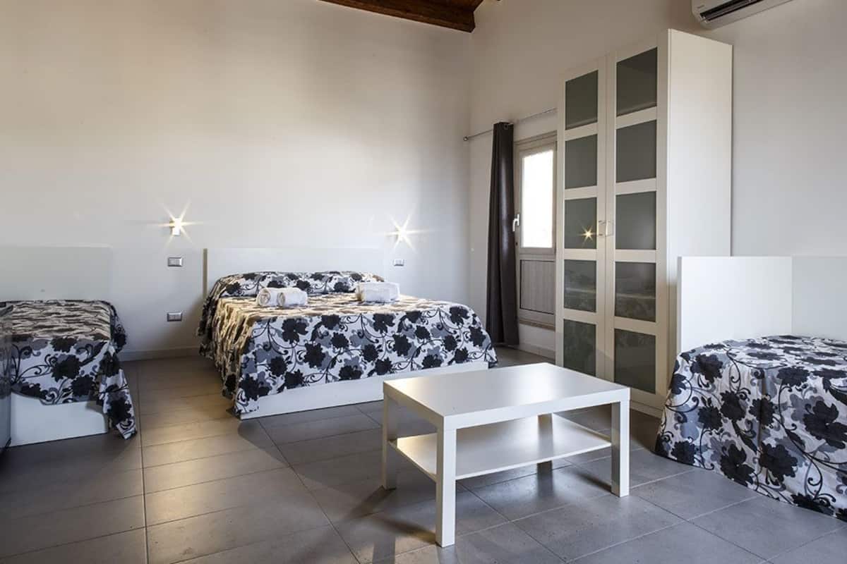 1 bedroom, premium bedding, individually decorated