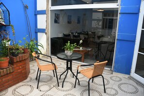 Courtyard - Hotel Atepsa (Buenos Aires)