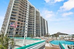 Et oppvarmet basseng