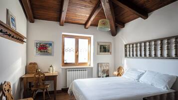 5 camere, accesso a Internet, lenzuola