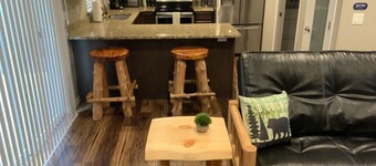 Extremely Clean & Very Nice! (West Park B)