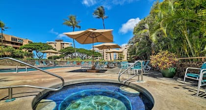 Resort Townhome w/ Pool - Walk to Pohaku Beach
