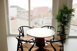 Desayuno continental gratuito y diario