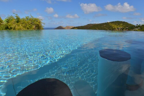 Villa ETERNITY – Ultra-Modern Hillside Retreat with Two Heated Pools