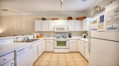 612 Willow Bend - Barefoot Resort Rentals