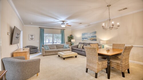 2BR / 2BA golfhuvila, 612WB, Barefoot Resort, Pohjois-Myrtle Beach