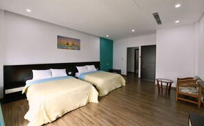 4 habitaciones, tabla de planchar con plancha y wifi 