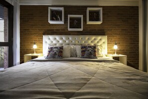 2 室のベッドルーム、旅行用ベビーベッド、WiFi (無料)