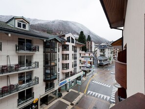 Property grounds - Studio with south balcony and WIFI, 4 ppl, Brides-les-Bains (Brides-les-Bains)