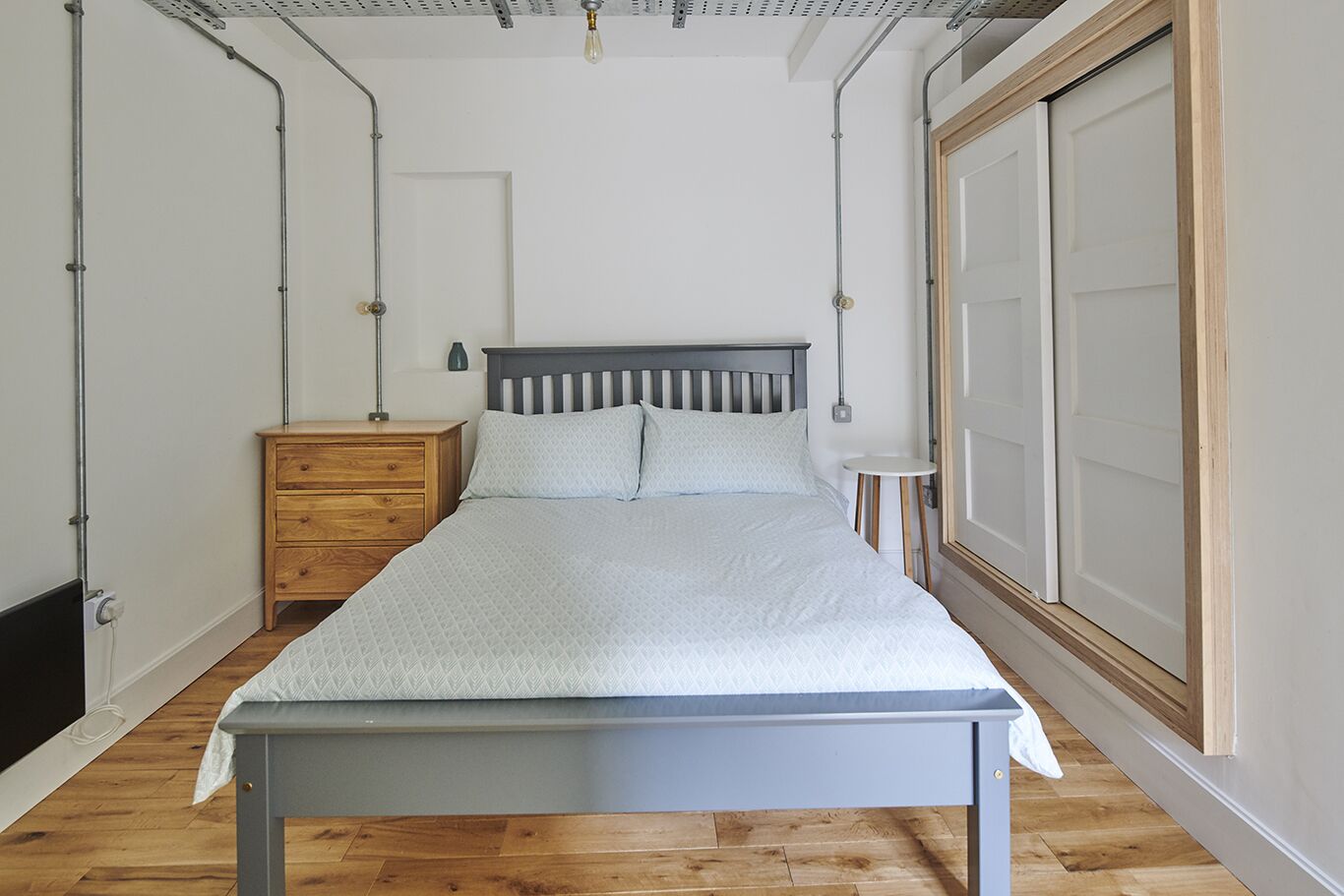 Modern, City Centre Apartment with and courtyard, Norwich, England Vacation Rental