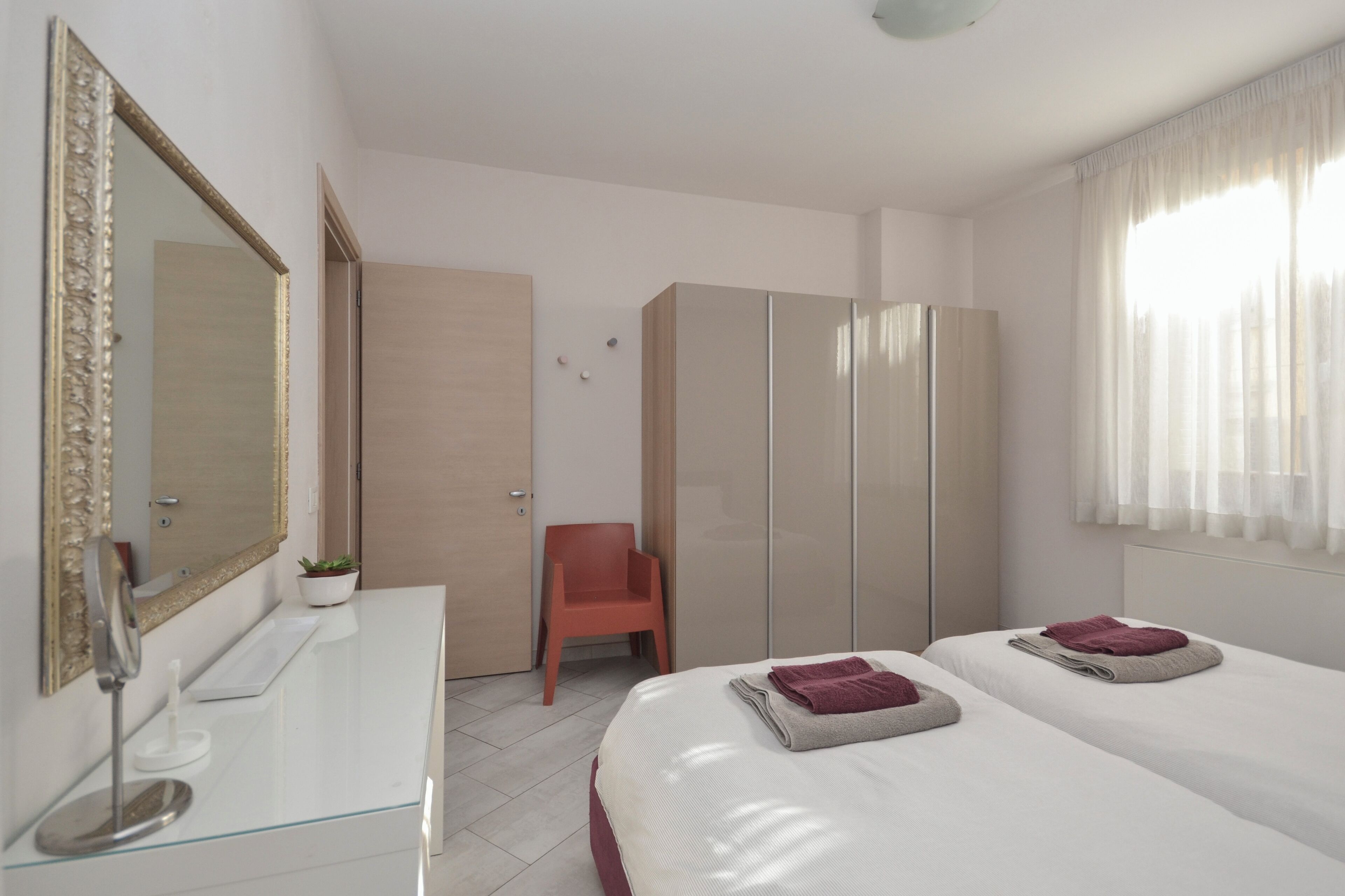 1 Schlafzimmer, Schreibtisch, Bügeleisen/Bügelbrett, kostenloses WLAN