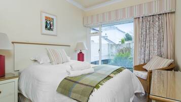 5 bedrooms, WiFi