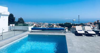 SEA VIEWS, HEATED POOL, PRIVATE FAMILY VILLA