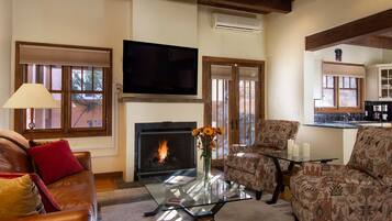 TV connectée, cheminée