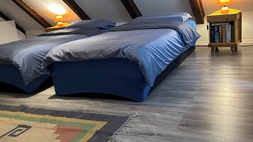 2 Schlafzimmer, Schreibtisch, Bügeleisen/Bügelbrett, kostenloses WLAN