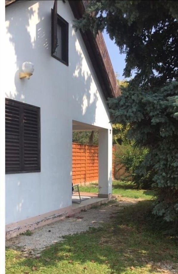 Property grounds - The Cottage with a big private garden (Keszthely)