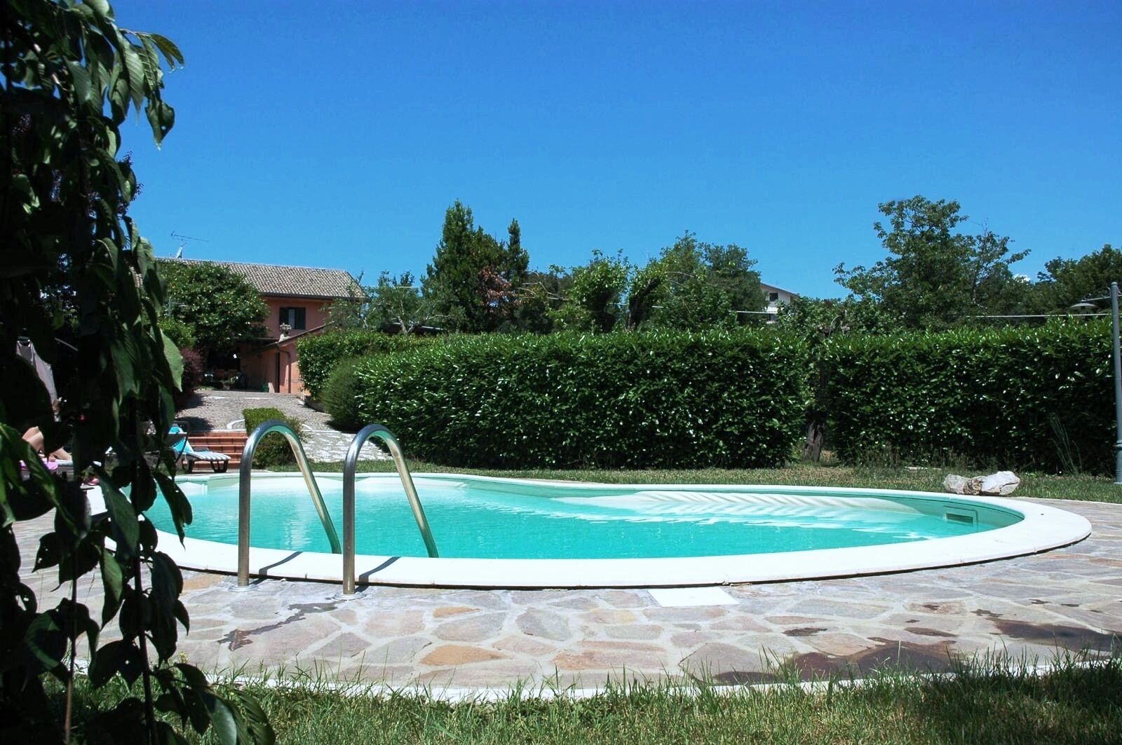 VILLA WITH POOL FOR RELAXATION   