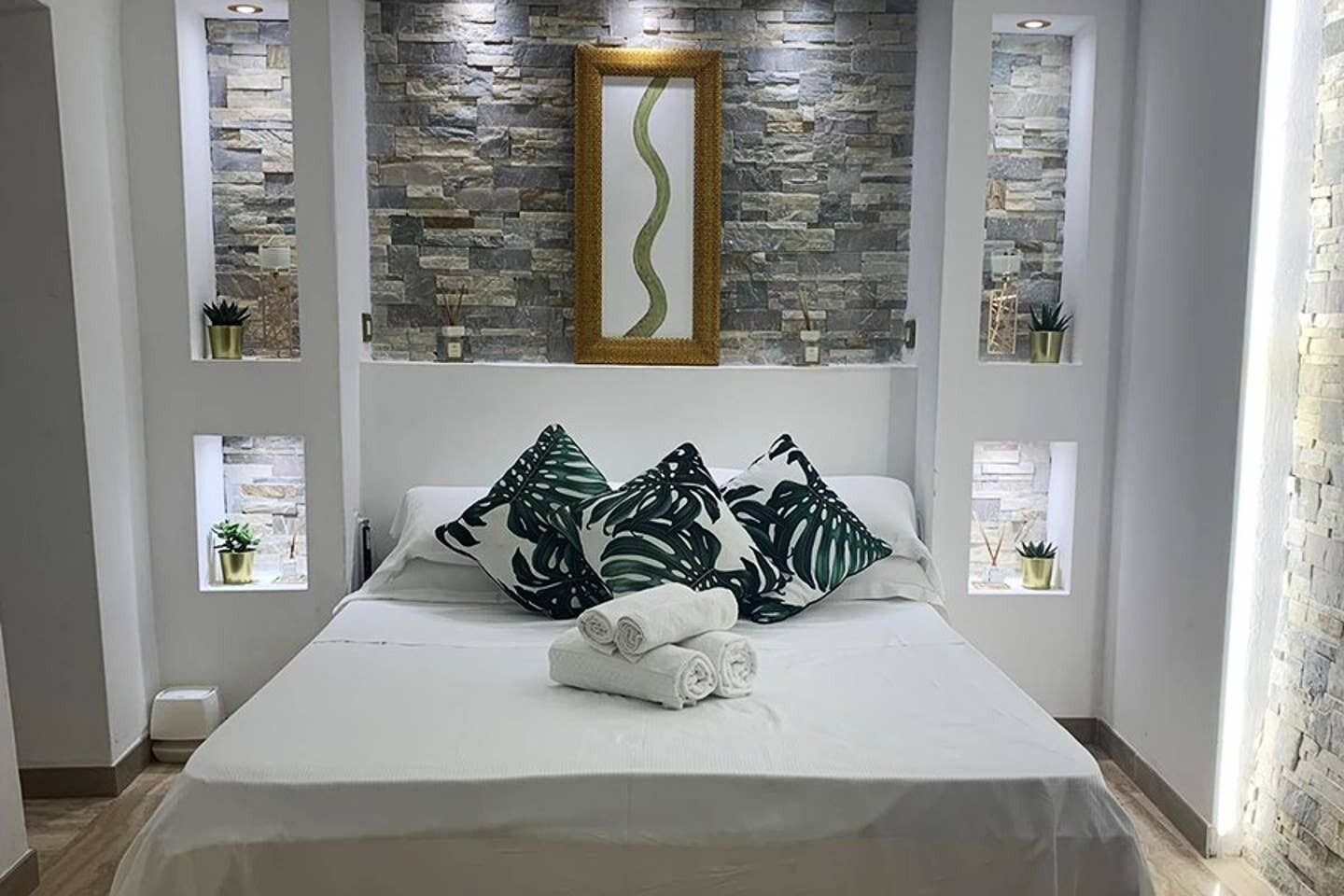 1 bedroom, in-room safe, iron/ironing board, WiFi