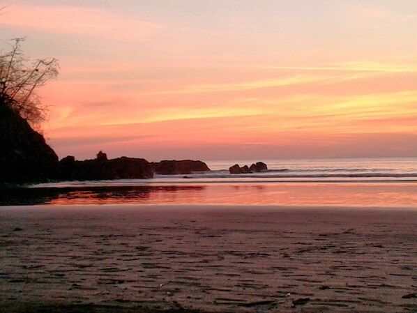 Beach - Estudio en calle muy tranquila del centro de Jaco (Jacó)