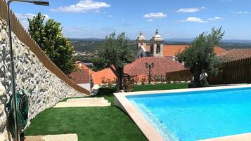 Alberca al aire libre