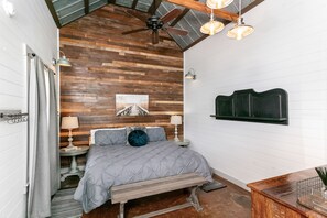 1 chambre, fer et planche à repasser, Wi-Fi gratuit, draps fournis