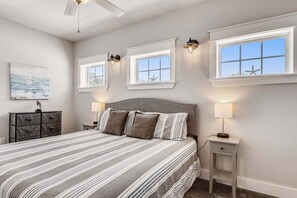 5 habitaciones, tabla de planchar con plancha y wifi gratis 