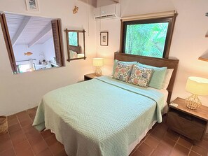 1 chambre, fer et planche à repasser, accès au Wi-Fi (inclus)