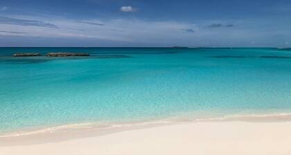 Gemütliche Wohnung mit Strand 7 Autominuten entfernt. JEEP MIETE, A. C, KABEL, WIFI,