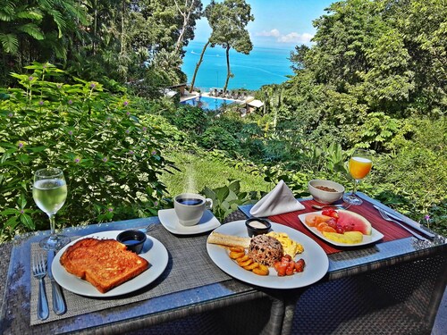 The Penthouse at Los Altos Resort