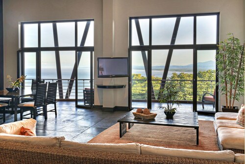 The Penthouse at Los Altos Resort